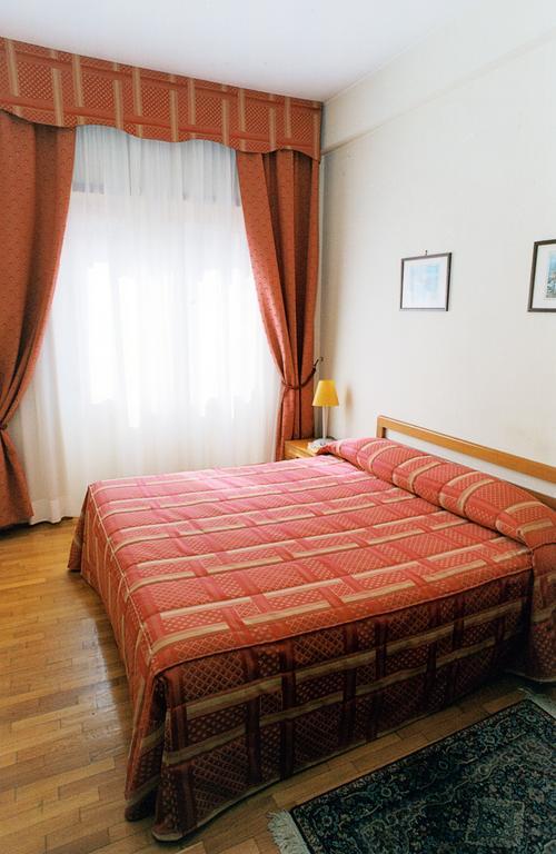 Eur Nir Residence Roma Habitación foto